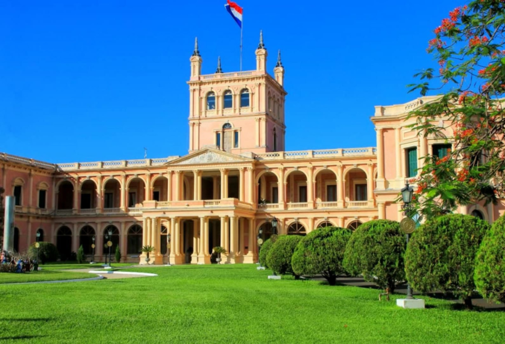 Palacio de Gobierno y Palacio de López