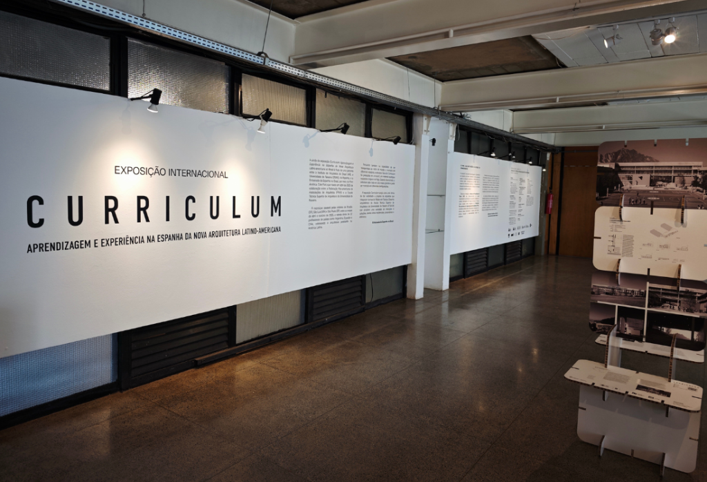 Exposición Currículum hasta el 7 de mayo en Brasilia – UNAV con el apoyo de FPAA